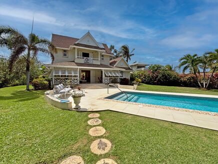 Picture of 3 bedroom house for sale.