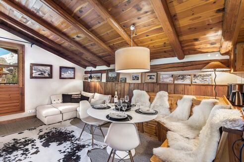 Picture of 2 bedroom apartment for sale.