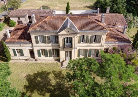Picture of 9 bedroom house for sale.