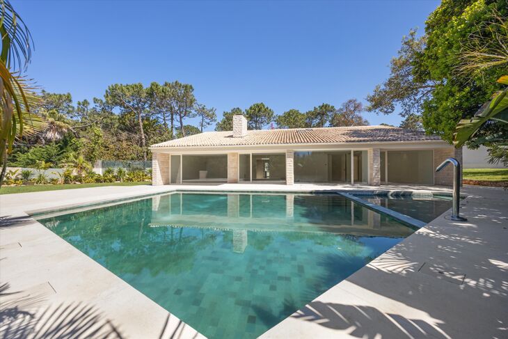 Picture of Quinta da Marinha, Lisbon