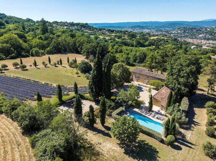Picture of Apt, Vaucluse, Provence-Alpes-Côte d'Azur