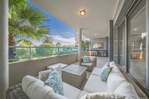 Picture of 2 bedroom apartment for sale.