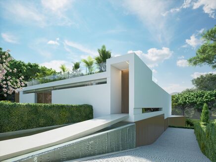 Picture of 5 bedroom villa for sale.