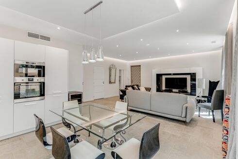 Picture of 2 bedroom apartment for sale.