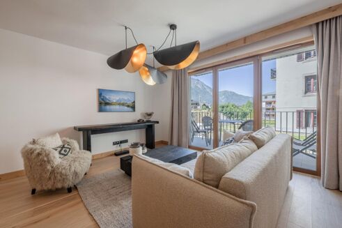 Picture of 2 bedroom apartment for sale.