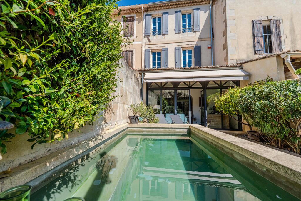 Image of Mouriès, Bouches-Du-Rhone, Provence-Alpes-Côte d'Azur