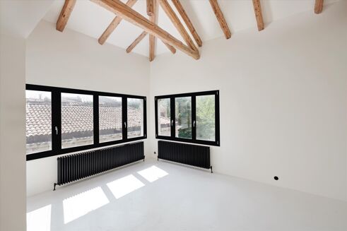 Picture of 3 bedroom penthouse for sale.