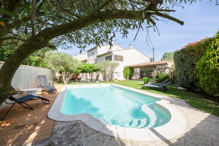 Picture of Barbentane, Alpilles, Bouches-du-Rhône, Provence-Alpes-Côte d'Azur