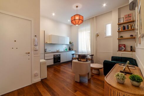 Picture of 2 bedroom apartment for sale.