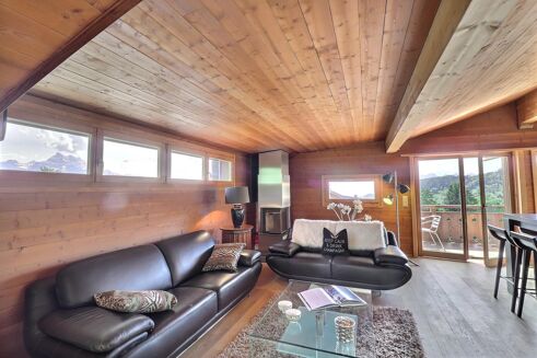 Picture of 2 bedroom apartment for sale.