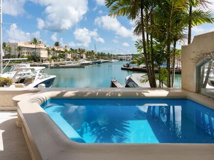 Picture of 3 bedroom apartment for sale.