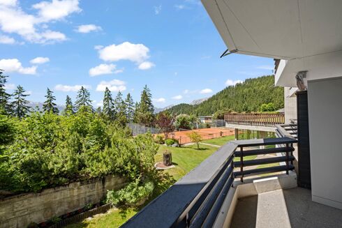 Picture of 3 bedroom apartment for sale.