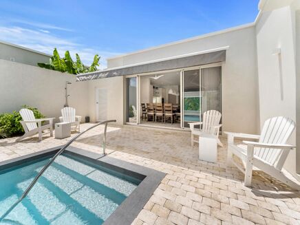 Picture of 3 bedroom villa for sale.