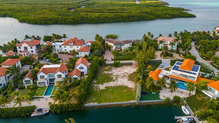Picture of Seven Mile Beach, Cayman Islands
