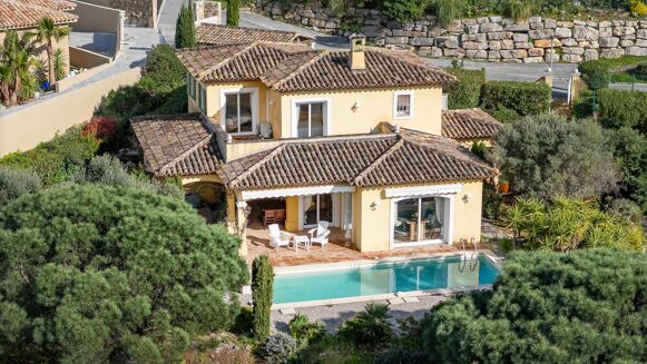 Picture of 3 bedroom villa for sale.