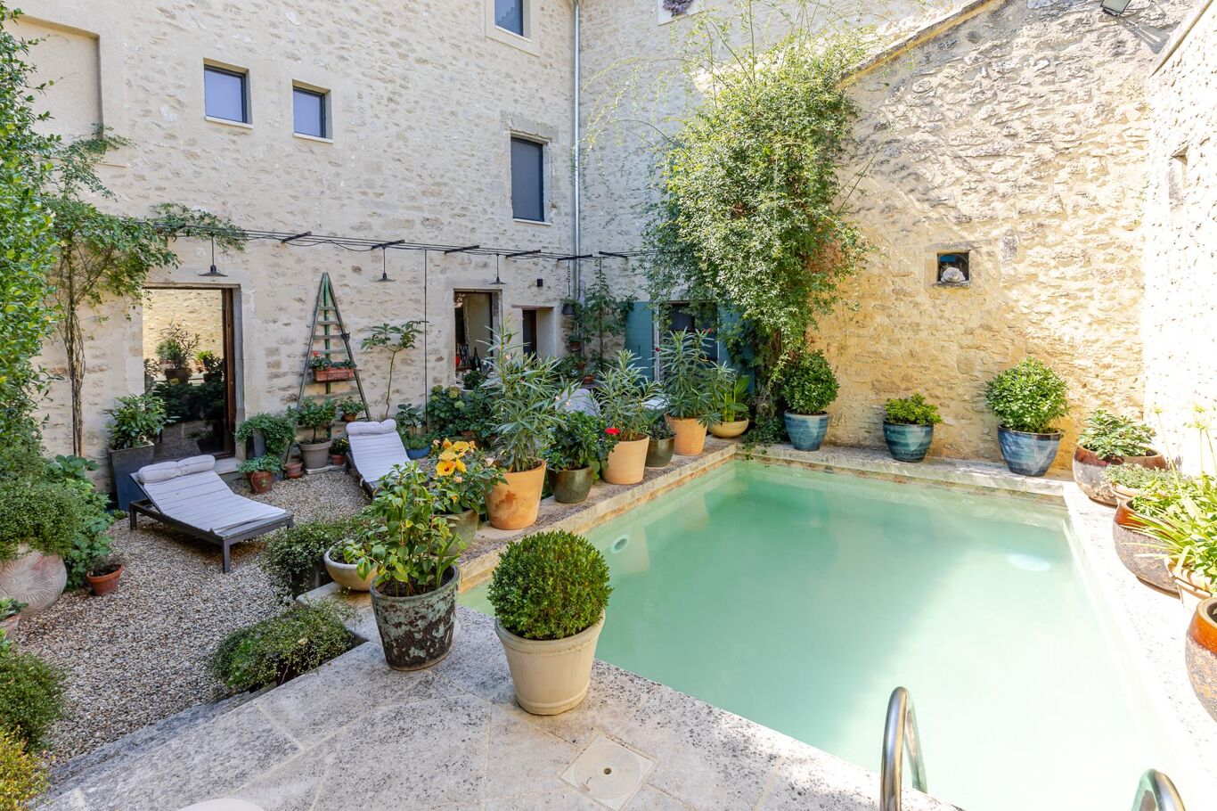 Image of Robion, Vaucluse, Provence-Alpes-Côte d'Azur
