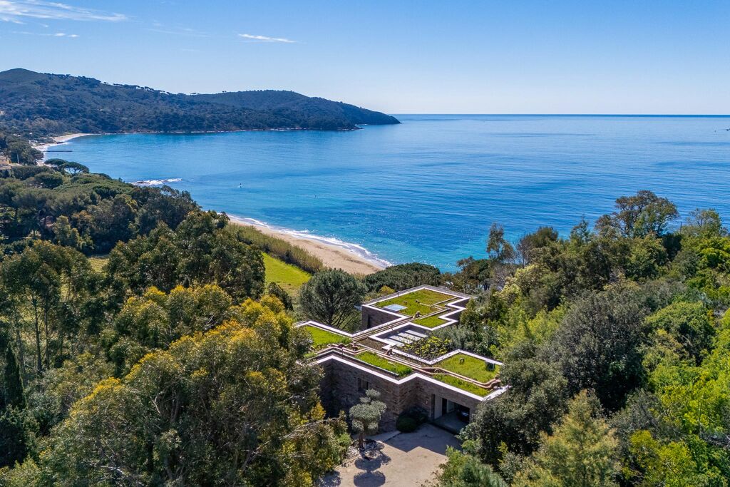 Image of La Croix-Valmer, Var, Provence-Alpes-Côte d'Azur