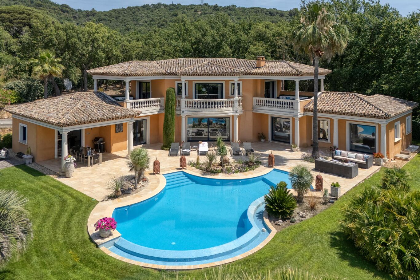 Image of Grimaud, Var, Provence-Alpes-Côte d'Azur