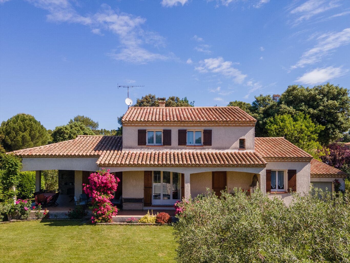Image of Saint-Quentin-la-Poterie, Gard, Languedoc-Roussillon