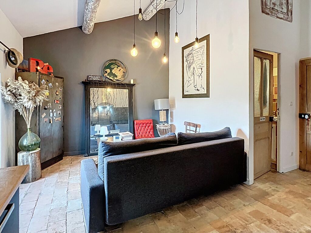 Image of La Roque-d`Anthéron, Bouches-du-Rhône, Provence-Alpes-Côte d'Azur