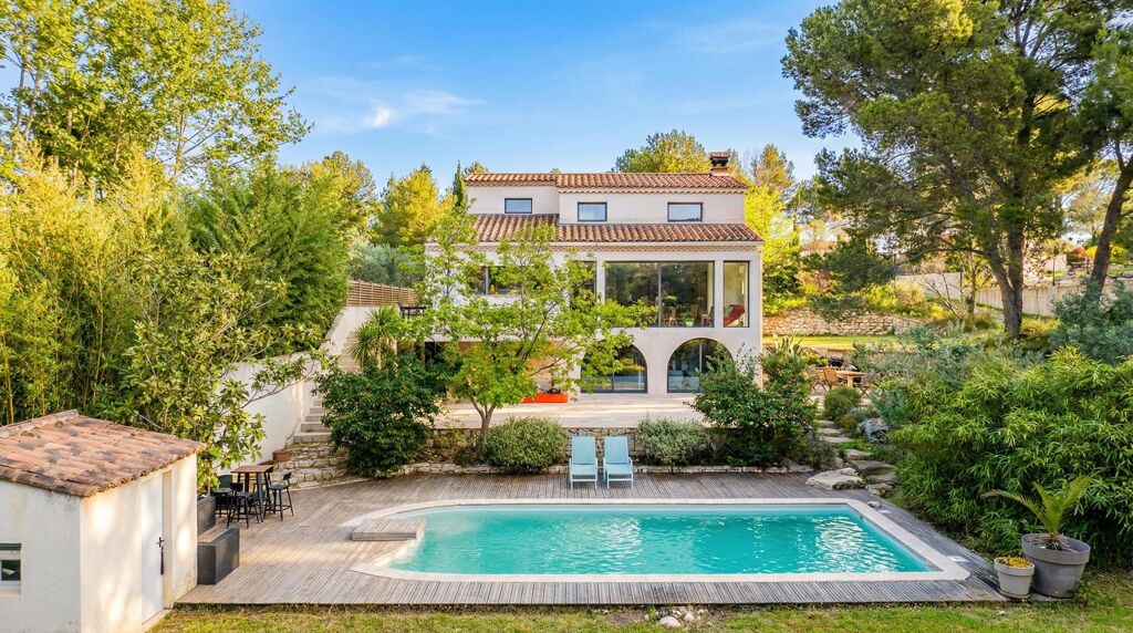 Image of Ventabren, Bouches-du-Rhône, Provence-Alpes-Côte d'Azur