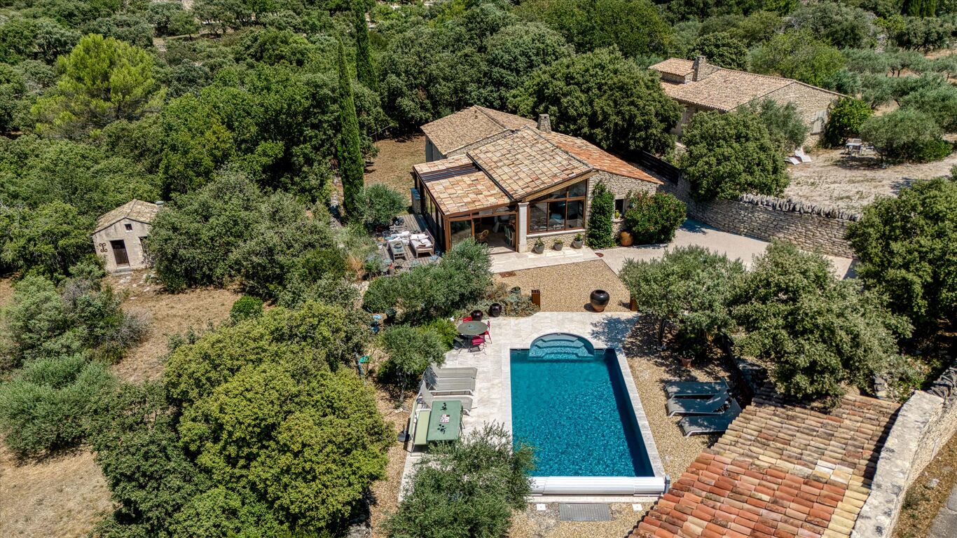 Image of Gordes, Vaucluse, Provence-Alpes-Côte d'Azur
