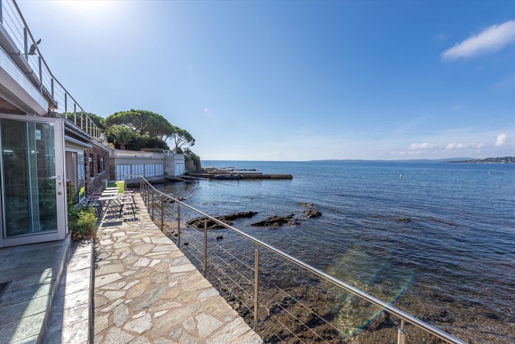 Image of Roquebrune-sur-Argens, Var, Provence-Alpes-Côte d'Azur