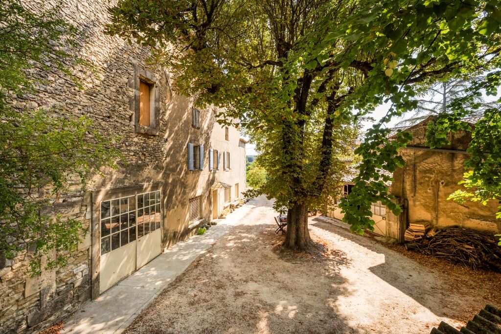 Image of Ménerbes, Vaucluse, Provence-Alpes-Côte d'Azur