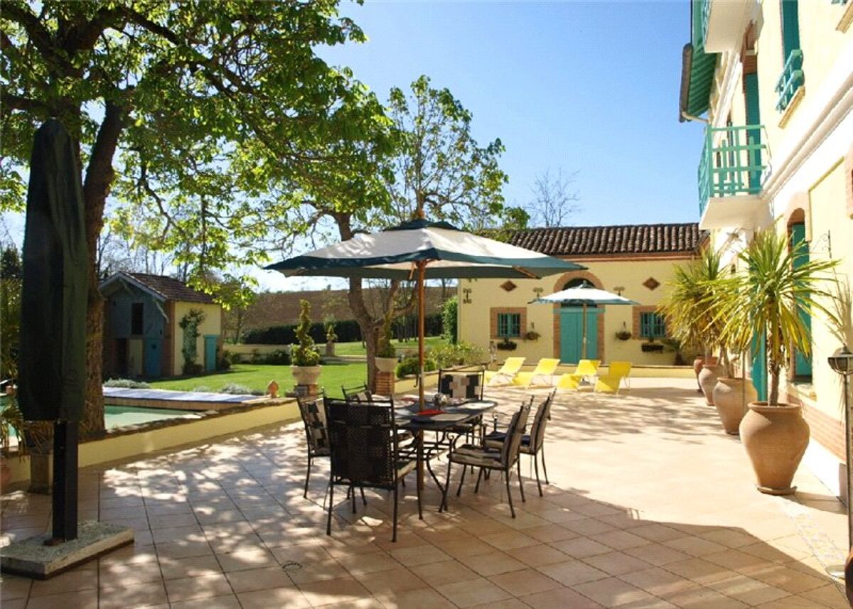 house for sale in IP 1033 Samatan, Gascony RSI110350 Knight Frank