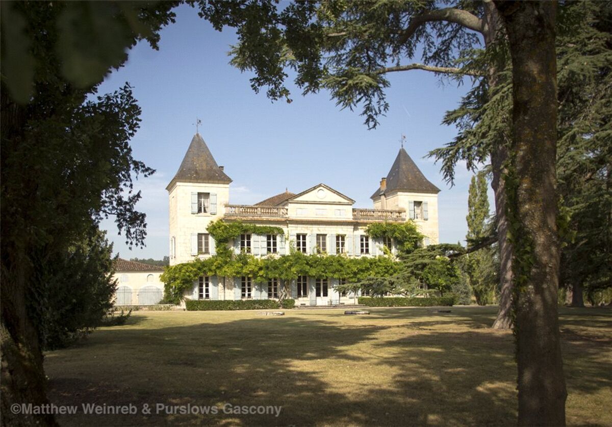 chateau for sale in IP 1117 Puymirol, Gascony RSI140795 Knight Frank