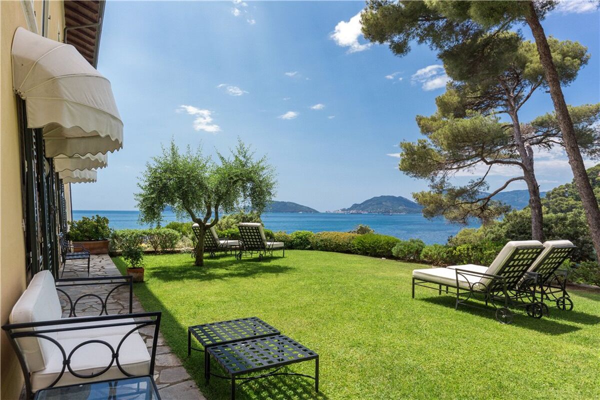 apartment for sale in Tellaro, La Spezia, Liguria RSI180642 Knight
