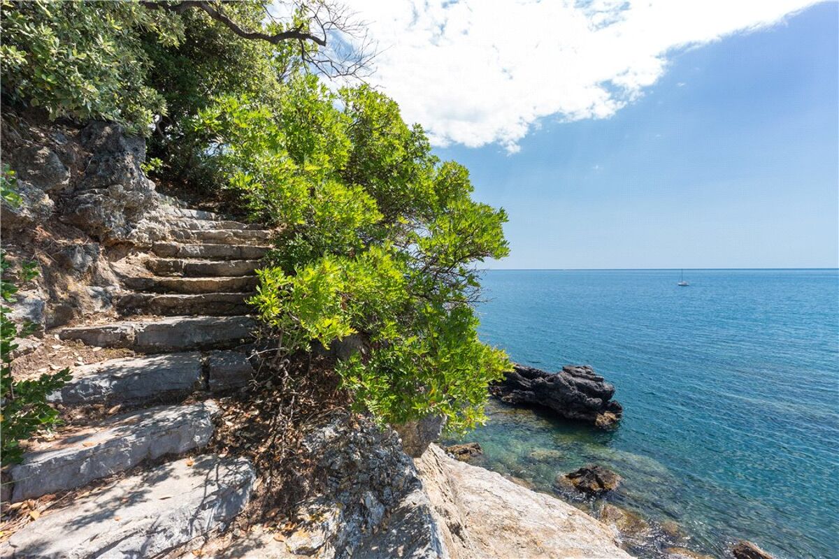 apartment for sale in Tellaro, La Spezia, Liguria RSI180642 Knight