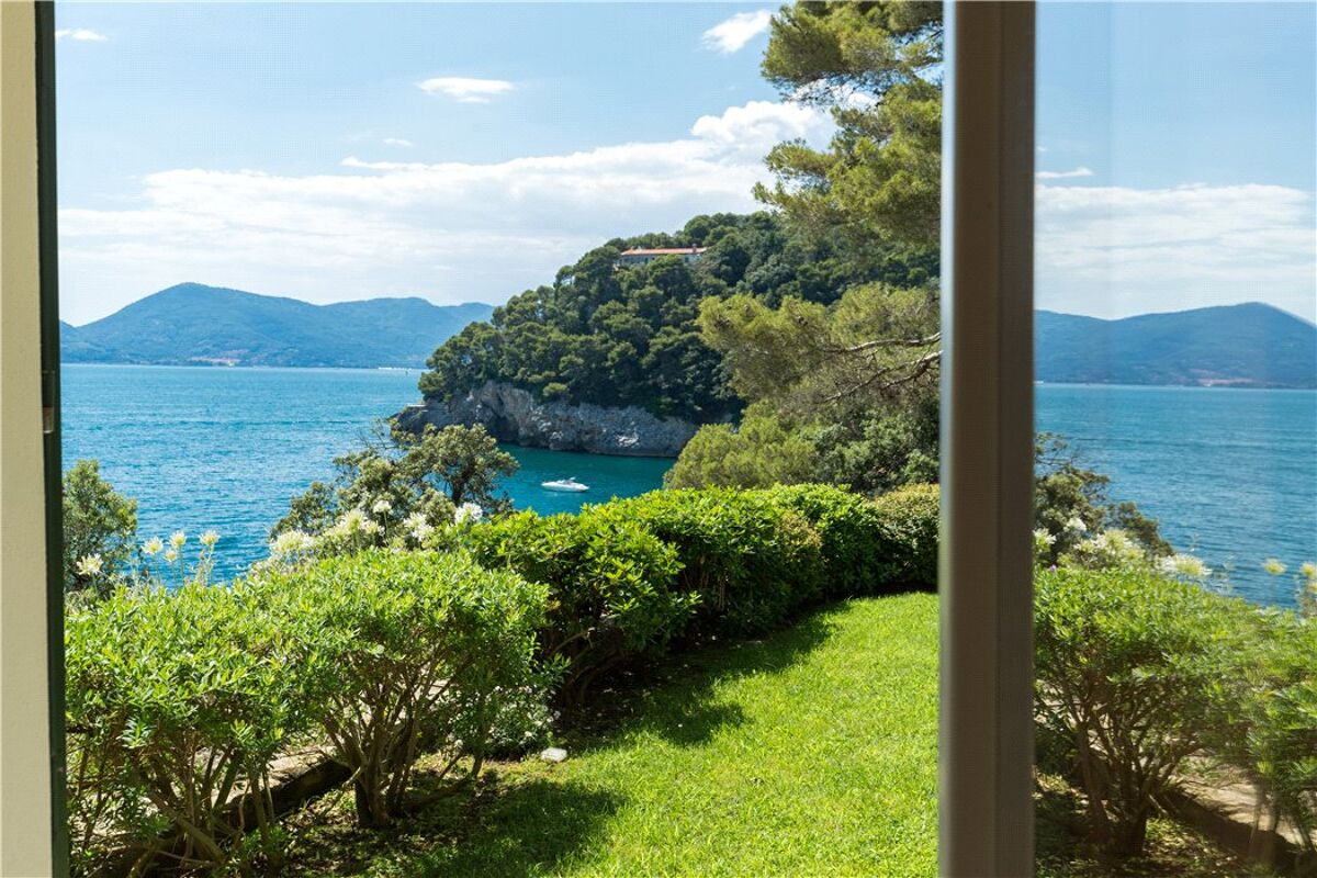 apartment for sale in Tellaro, La Spezia, Liguria RSI180642 Knight