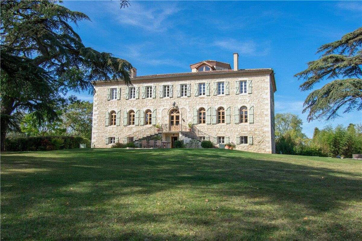 chateau for sale in Mauvezin, Gers, Midi Pyrenees RSI181175 Knight