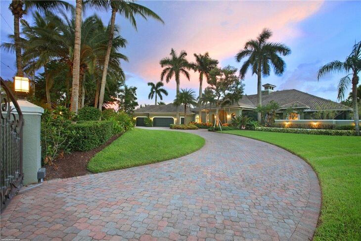 Picture of 2440 Appaloosa Trail, Wellington, Florida