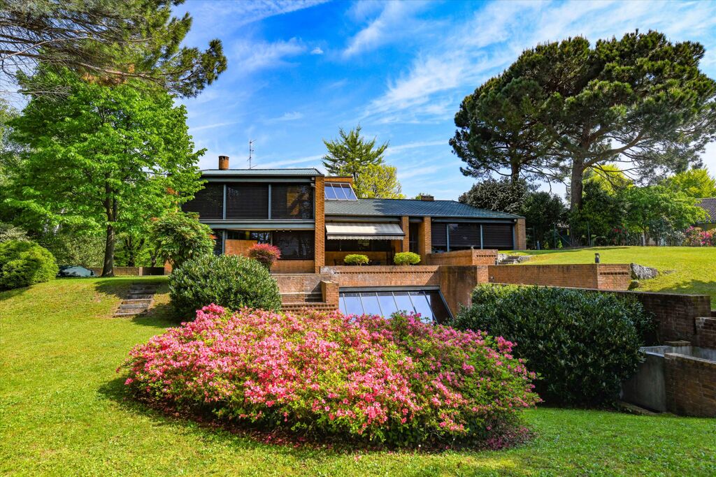 Image of Cantù, Como, Lombardy