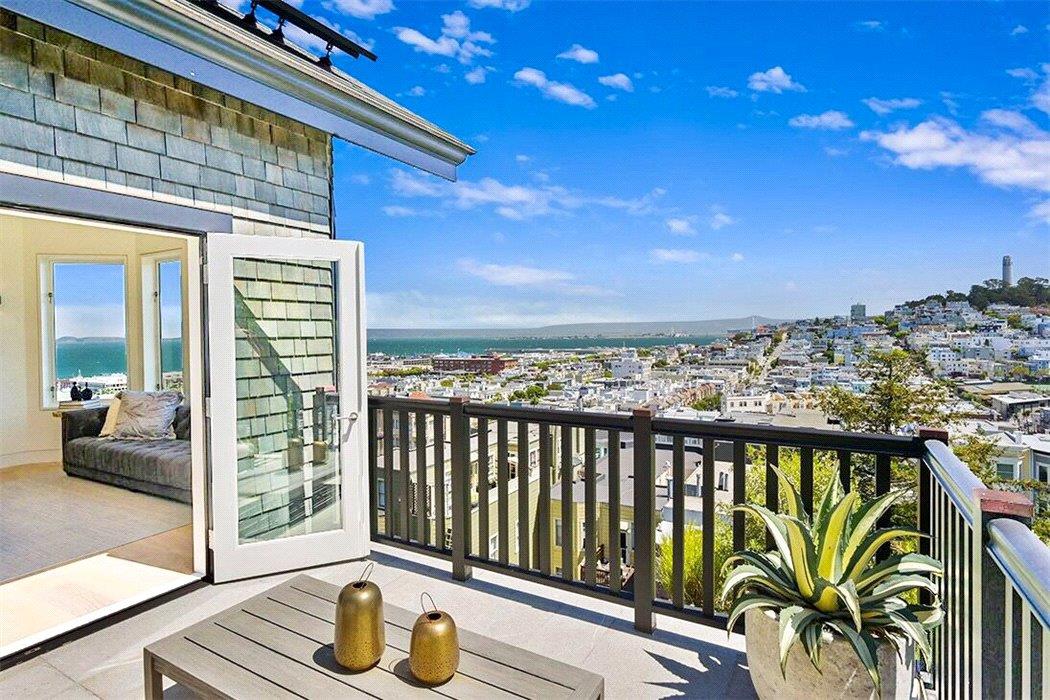 villa for sale in 950 Lombard Street, San Francisco