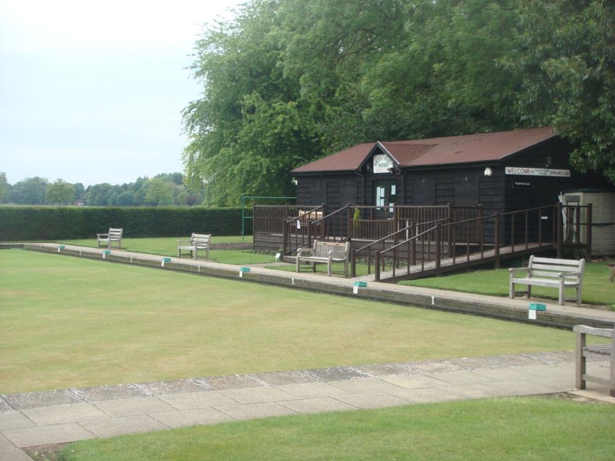 Greenfield Land for sale in Bassetsbury Lane, High Buckinghamshire RSS090076 Knight