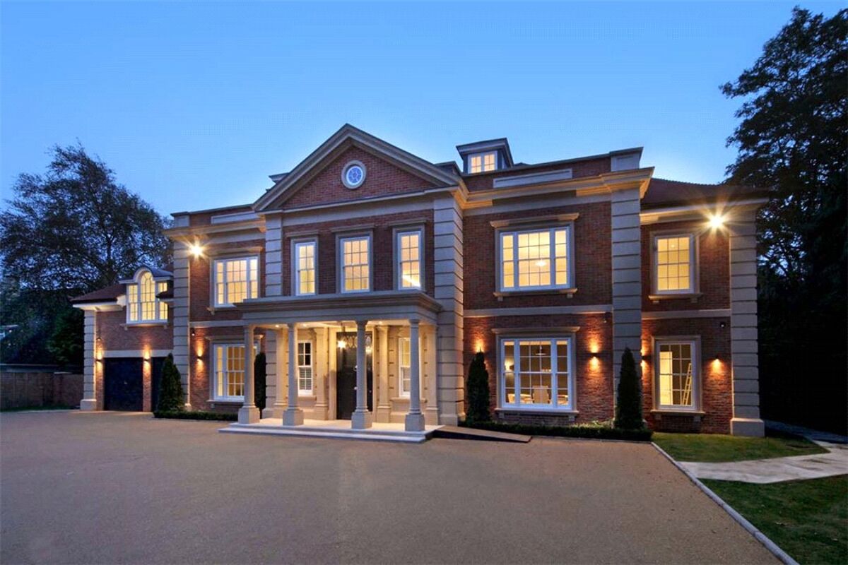 house for sale in Spicers Field, Oxshott, Leatherhead, Surrey, KT22