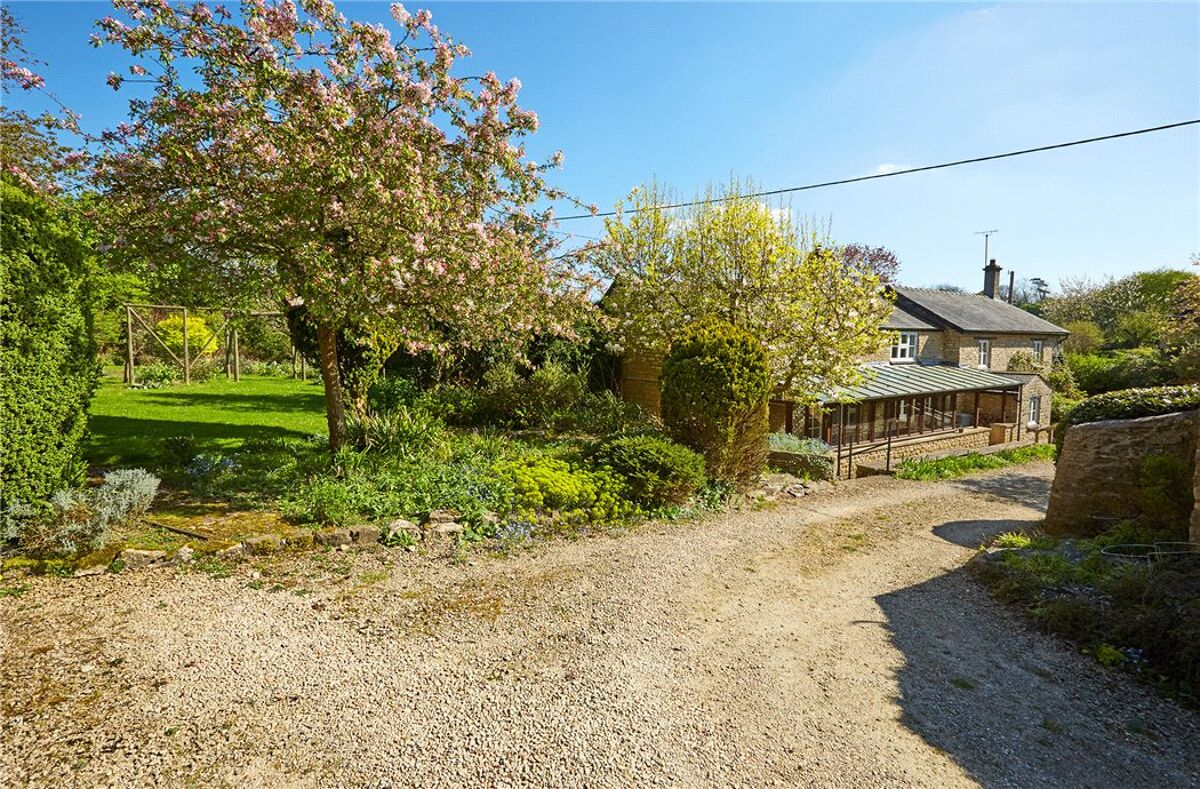 house for sale in High Street, Ramsden, Chipping Norton, OX7