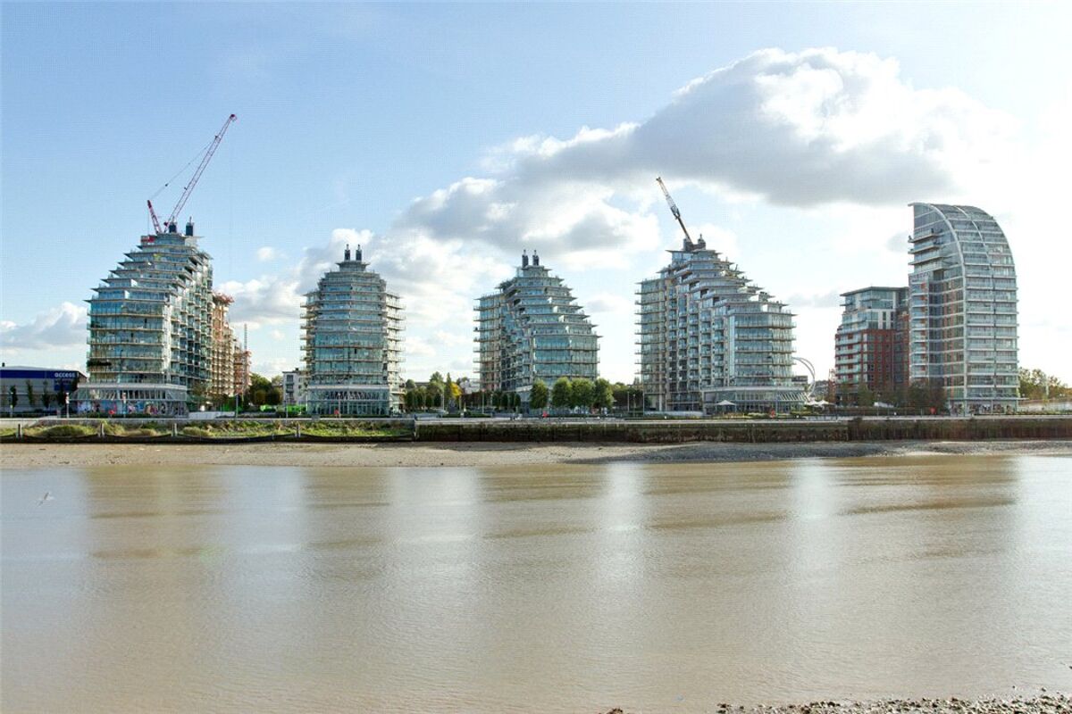 flat for sale in Ensign House, Battersea Reach, Juniper Drive, London