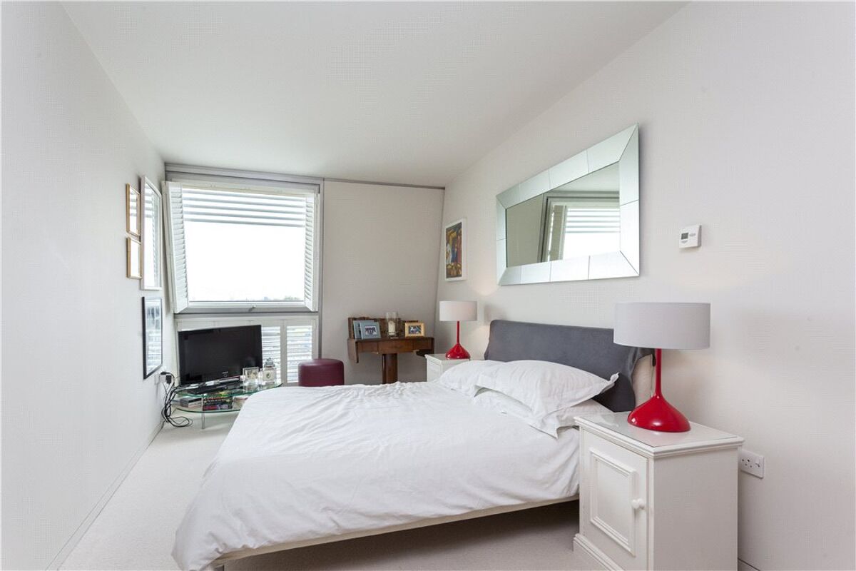 flat for sale in Albion Riverside Building, 8 Hester Road, Battersea