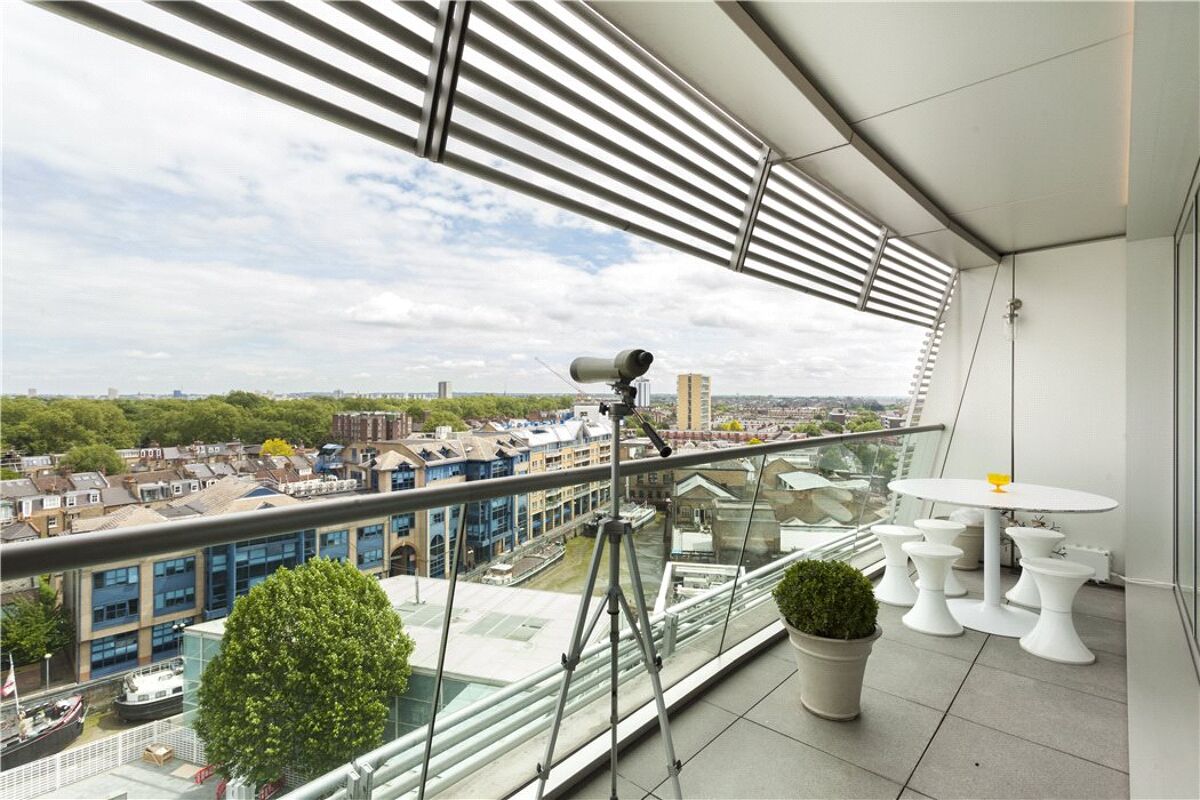 flat for sale in Albion Riverside Building, 8 Hester Road, Battersea