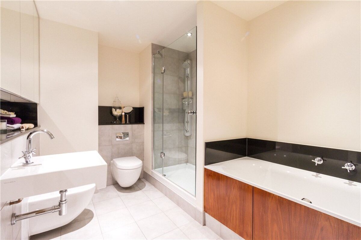 flat for sale in Courtyard House, Imperial Wharf, Lensbury Avenue