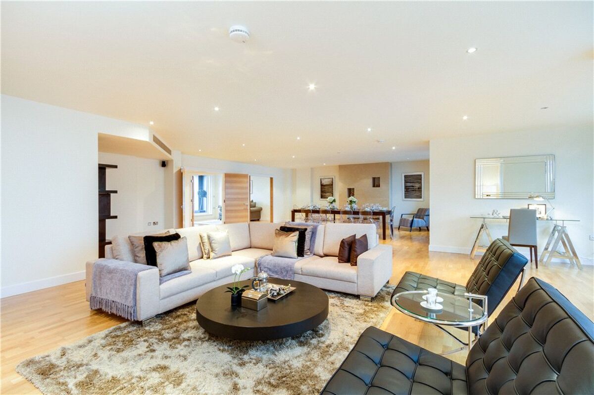 flat for sale in Courtyard House, Imperial Wharf, Lensbury Avenue ...