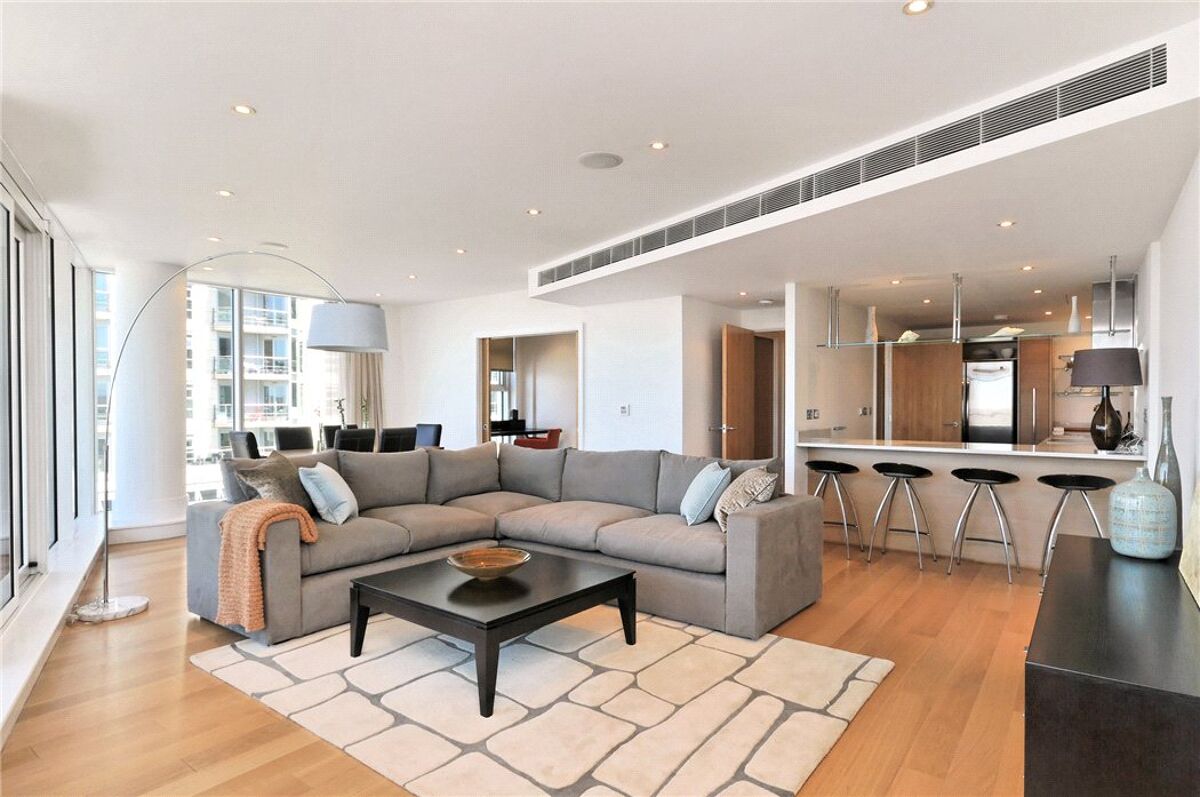 flat for sale in Kingfisher House, Battersea Reach, Juniper Drive