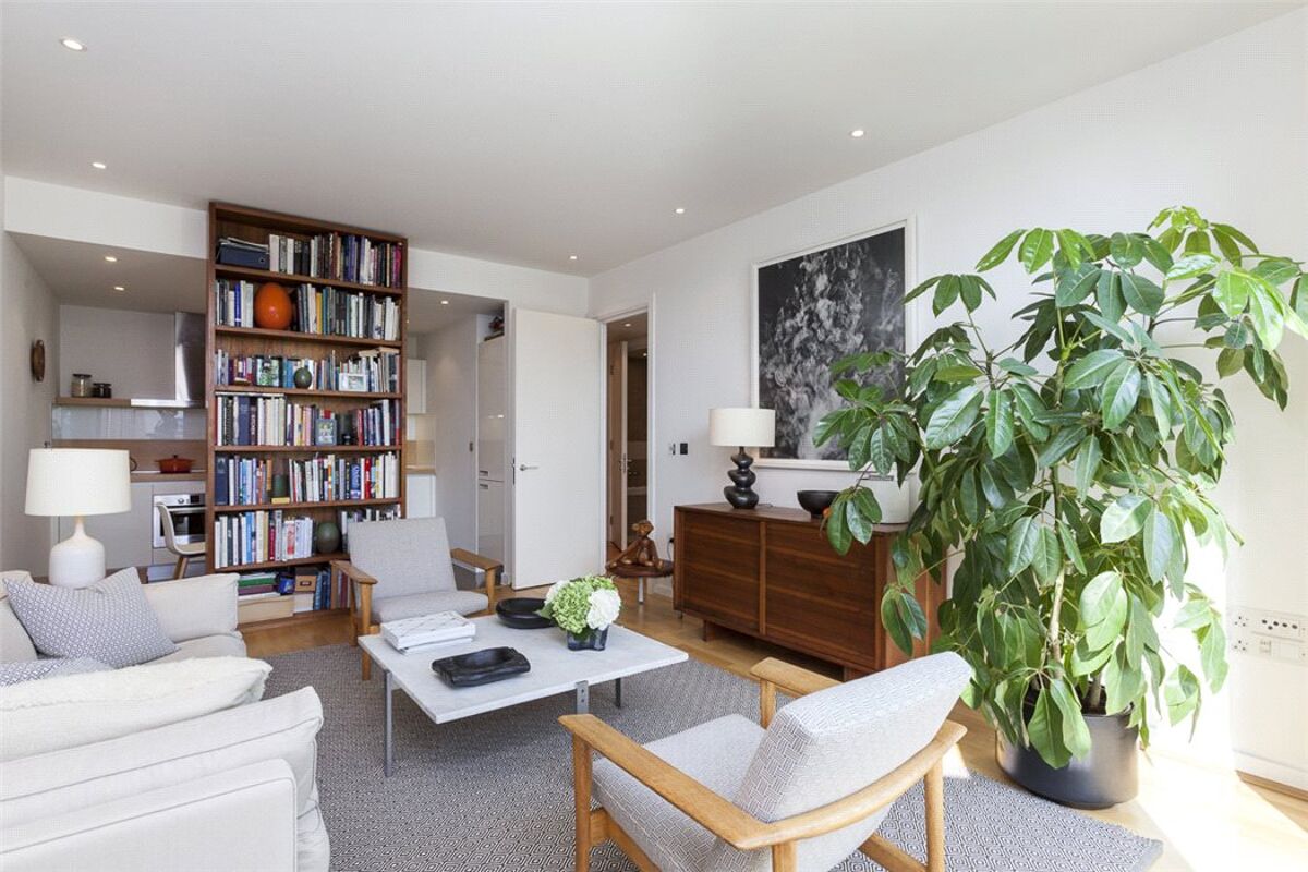 flat for sale in Cubitt Building, Grosvenor Waterside, 10 Gatliff Road