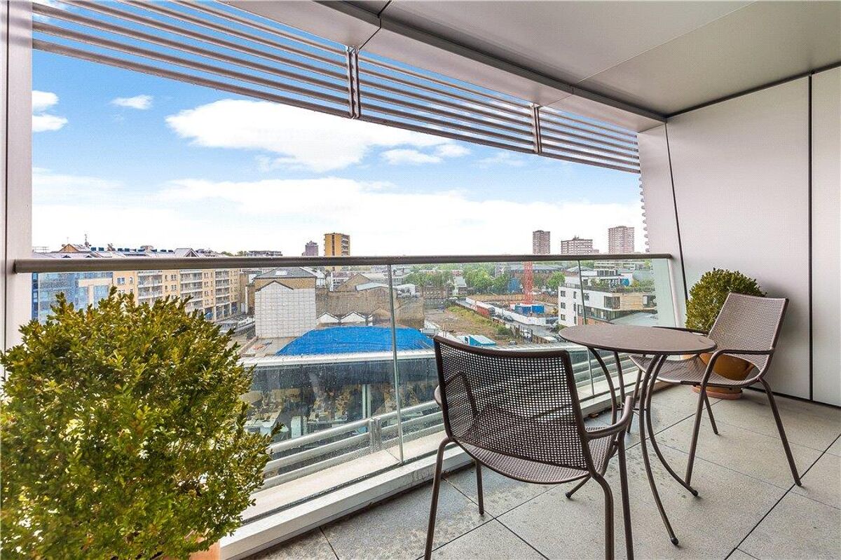 flat for sale in Albion Riverside Building, 8 Hester Road, Battersea