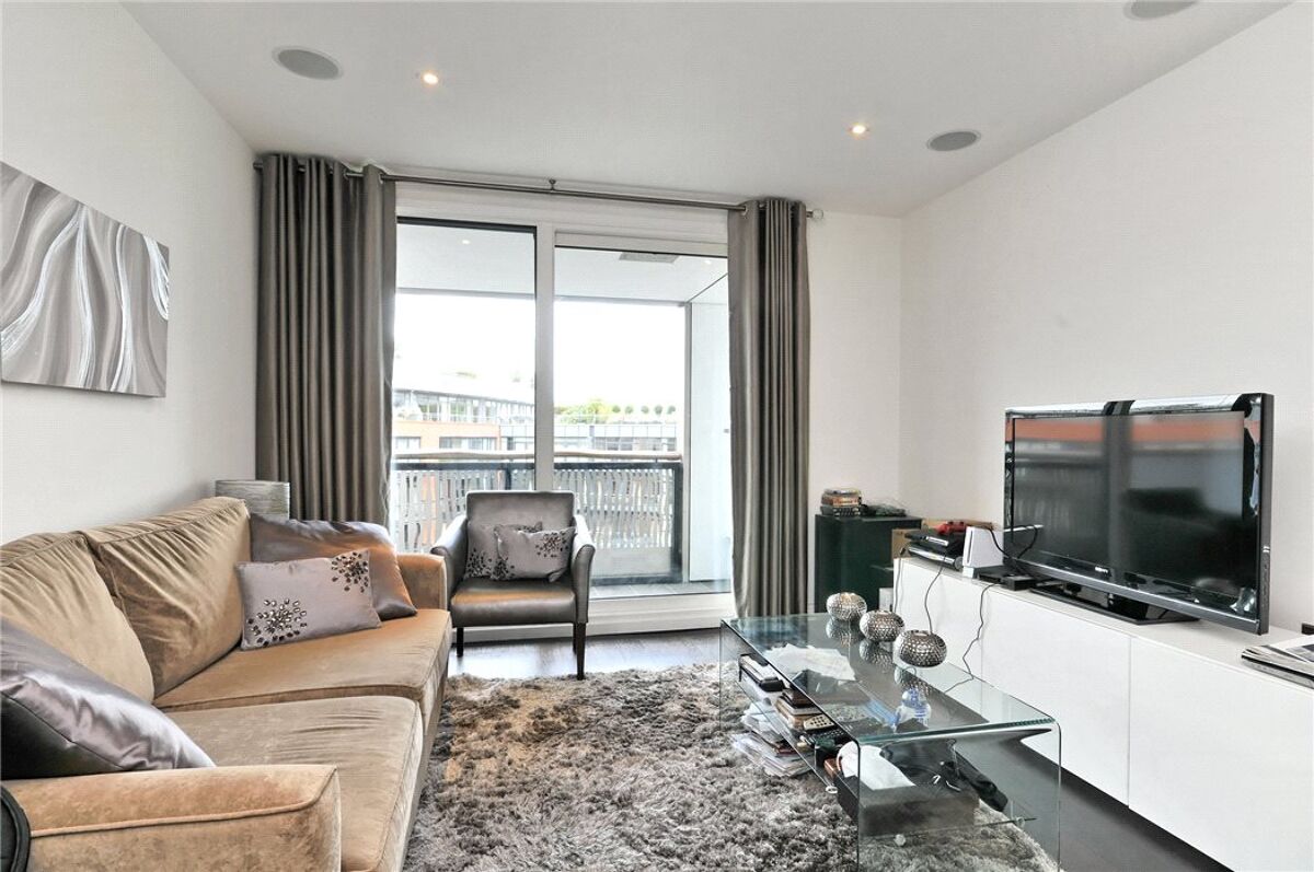 flat for sale in Bramah House, Grosvenor Waterside, 9 Gatliff Road