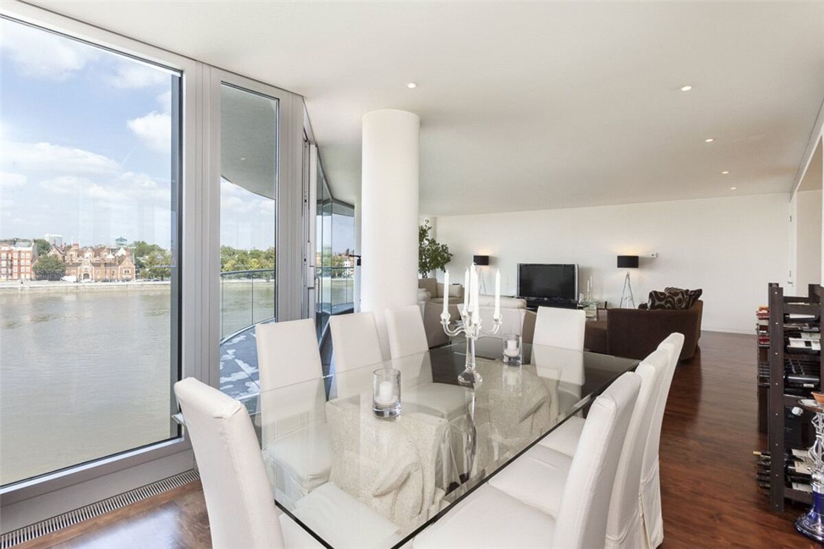 flat for sale in Albion Riverside Building, 8 Hester Road, Battersea